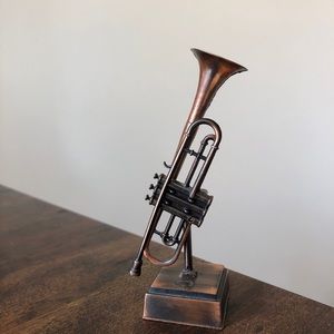 VINTAGE DIE CAST PENCIL SHARPENER MINIATURE TRUMPET